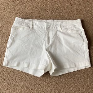 Old Navy Pixie white shorts sz 6